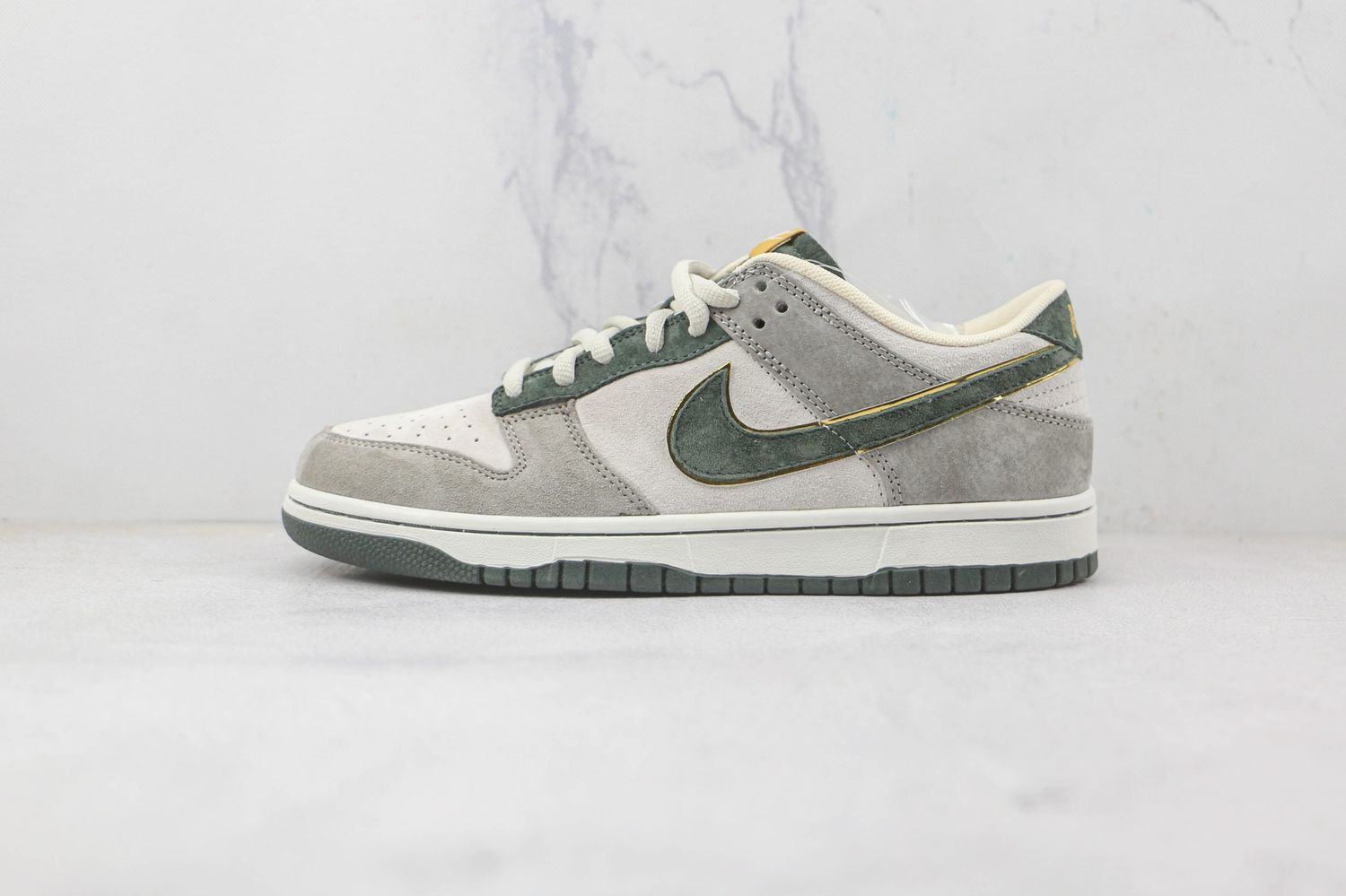 Otomo Katsuhiro x NK SB Dunk Low "Steamboy OST" 09