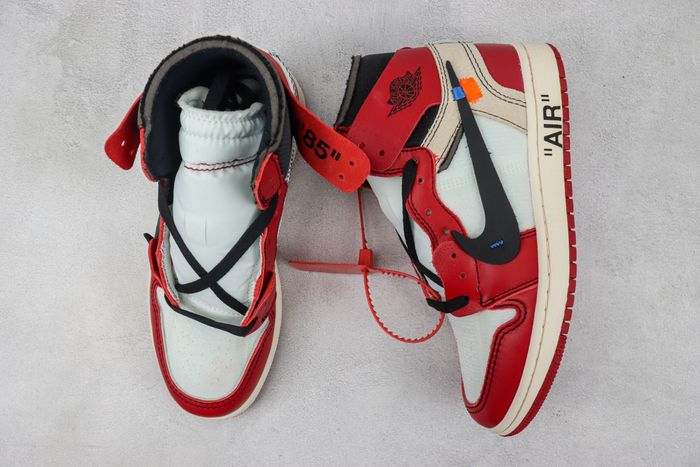 Jordan 1 Retro High Off-White Chicago