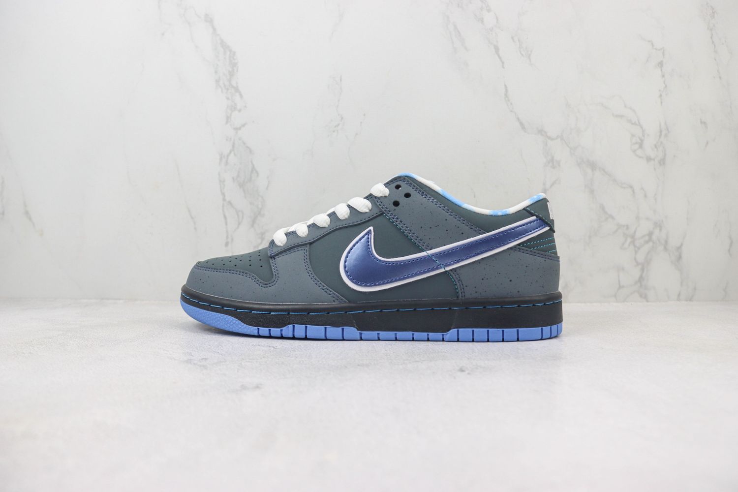 Dunk Low Premium SB 'Blue Lobster'