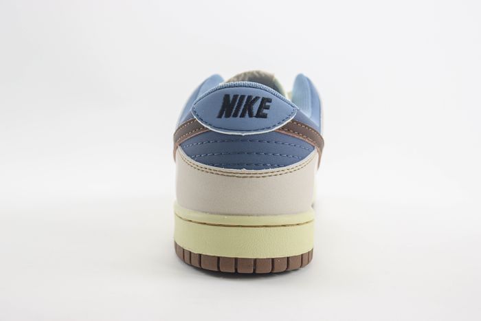 NIKE SB DUNK LOW SNORLAX 