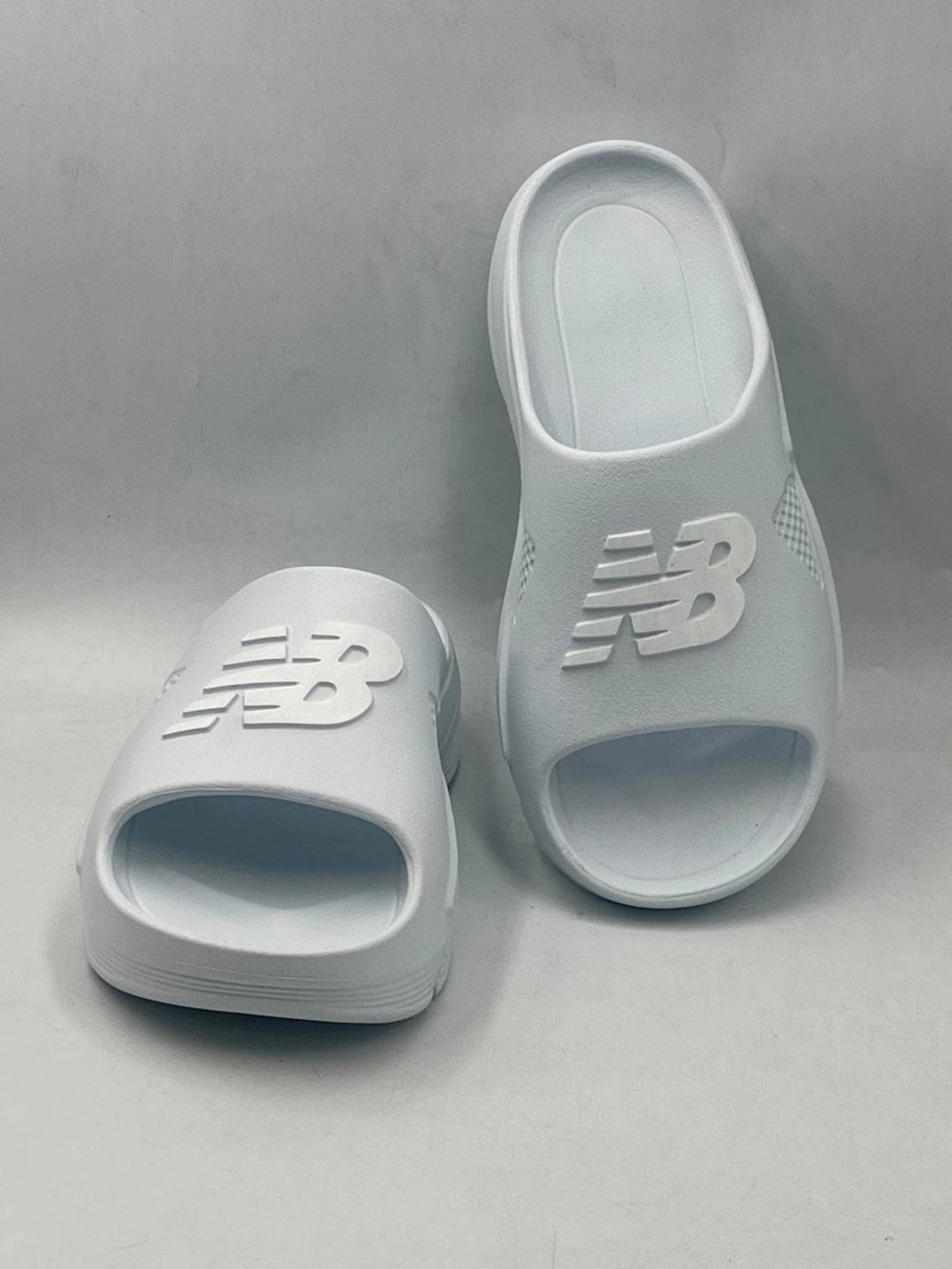 New Balance mint grey