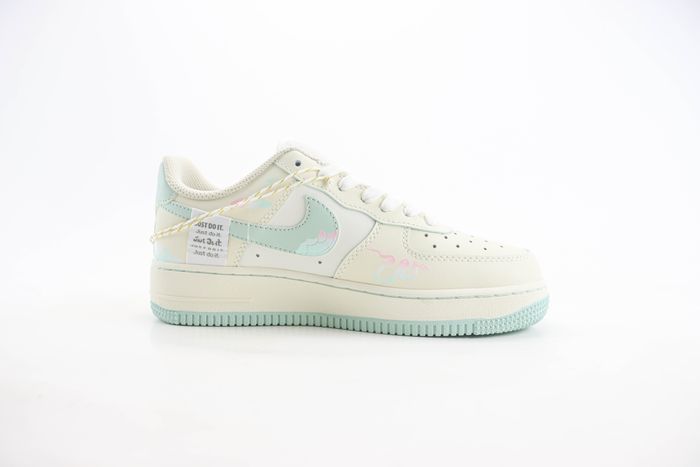 Nike Air Force 1 Low 82