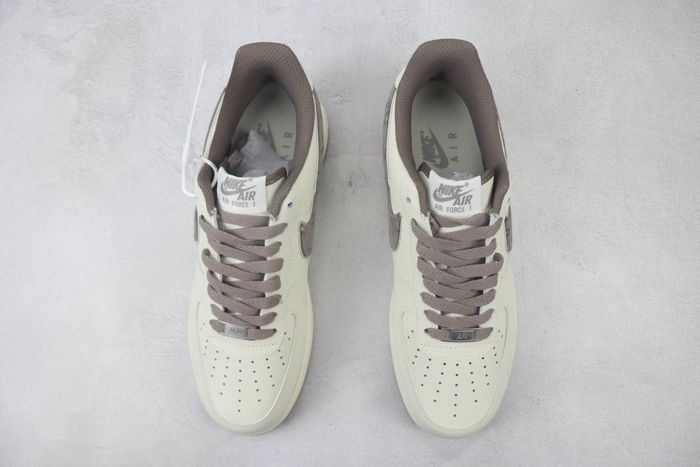 Nike Air Force 1 Low x LV 56