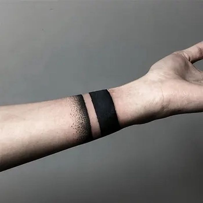 Өргөн зураас Усан шивээс