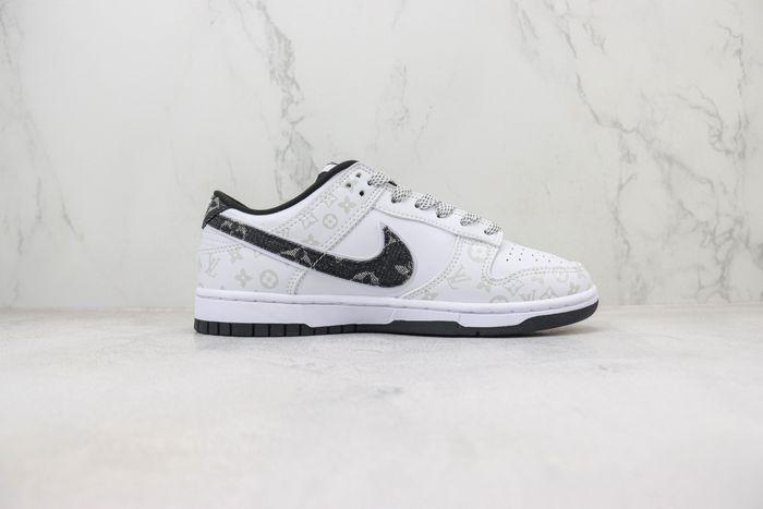 NIKE SB Dunk Low x Lv 114