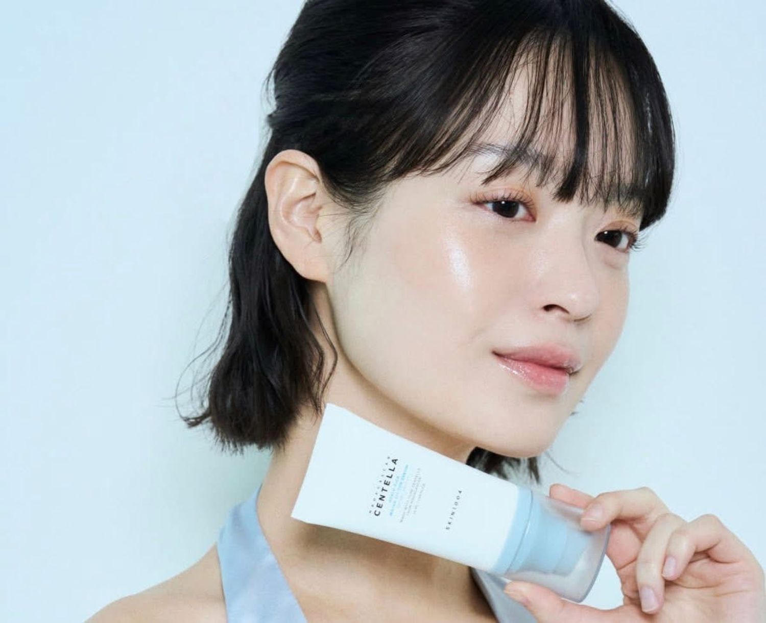 Centella Skin1004 𝐂𝐄𝐍𝐓𝐄𝐋𝐋𝐀 + 𝐇𝐘𝐔𝐋𝐔-𝐂𝐈𝐂𝐀 water fit SUN- SERUM 50ml