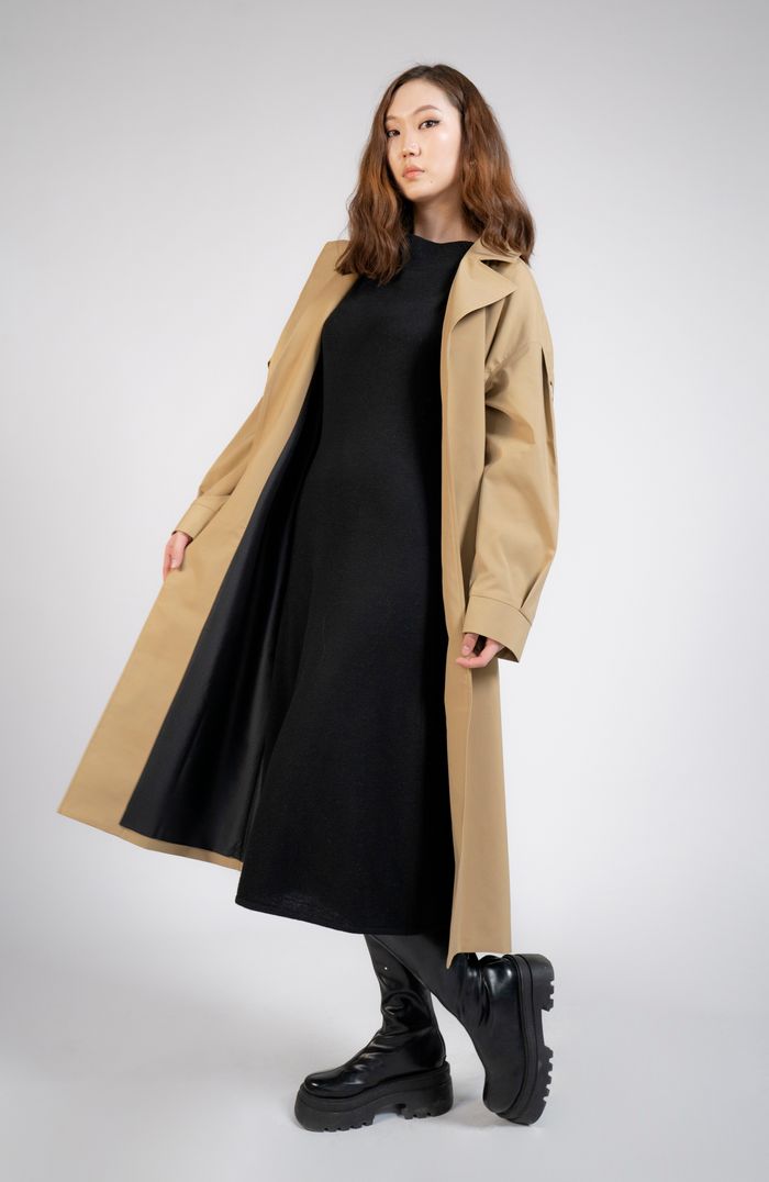 Трэнч цув товчгүй