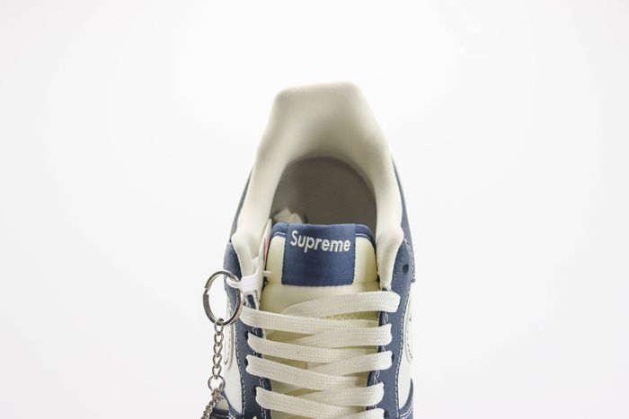 Nike Air Force 1 Low x supreme 68