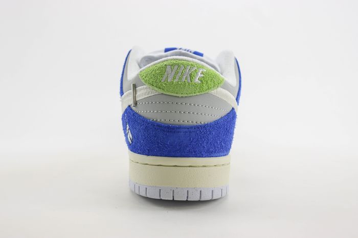  NIKE SB Dunk Low x Fly Streetwear "Gardenia"