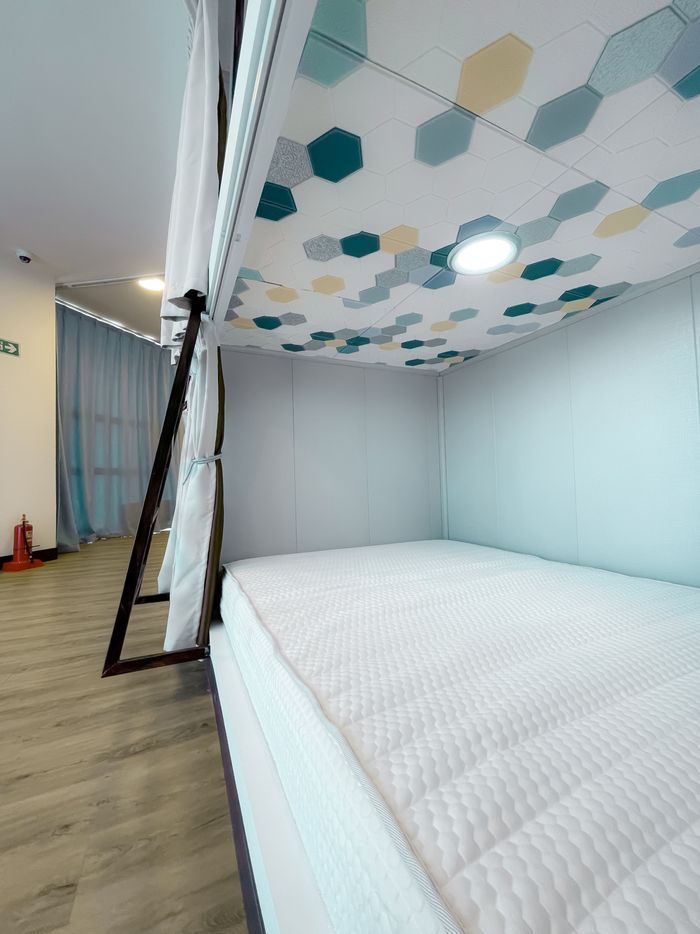 Задгай ор /6хүнийх/ -- 오픈 침대 /6인용 공간/ -- Open bed /Total 6 person/ 