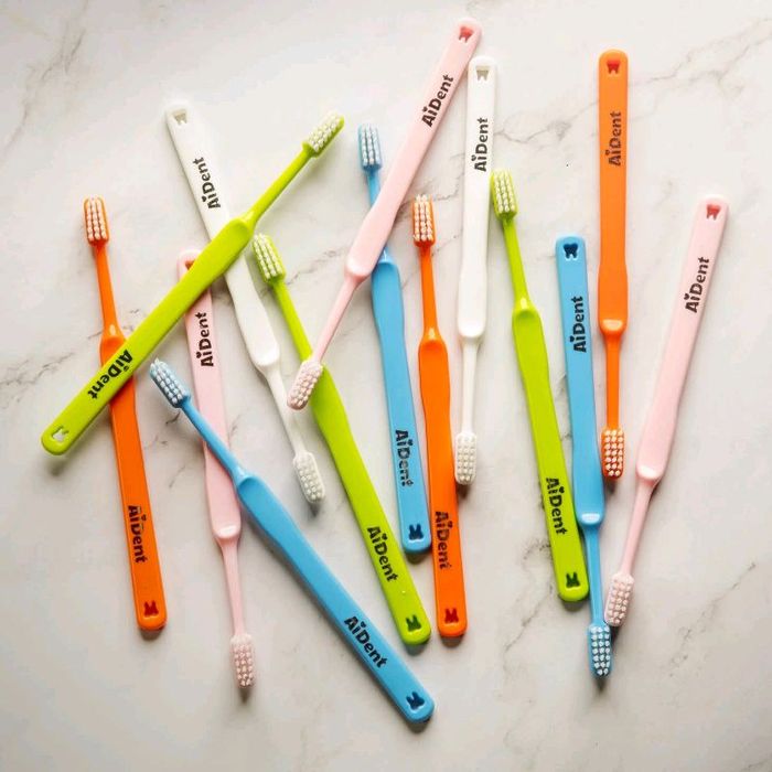 Шүдний сойз Aident