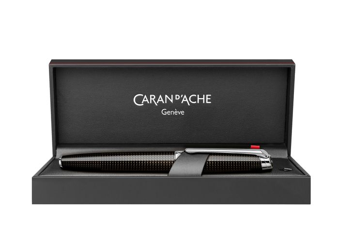 Caran d'Ache LÉMAN™ DE NUIT Fountain Pen 