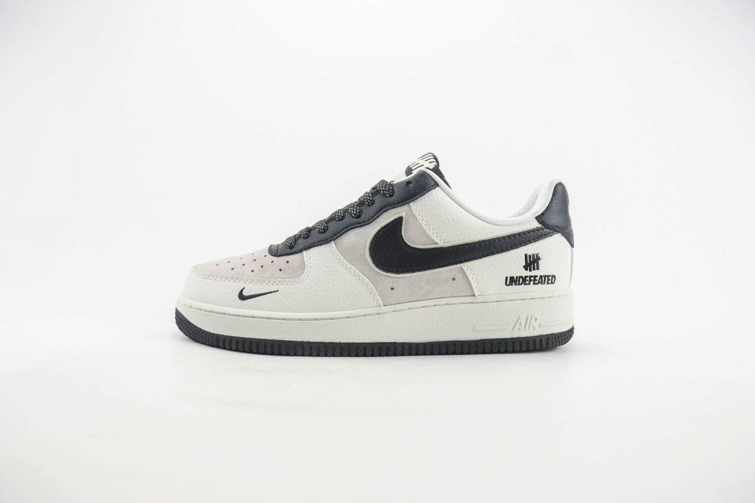 Nike Air Force 1 Low x UNDEFEATED 17