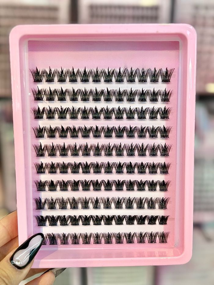 Наадаг сормуус