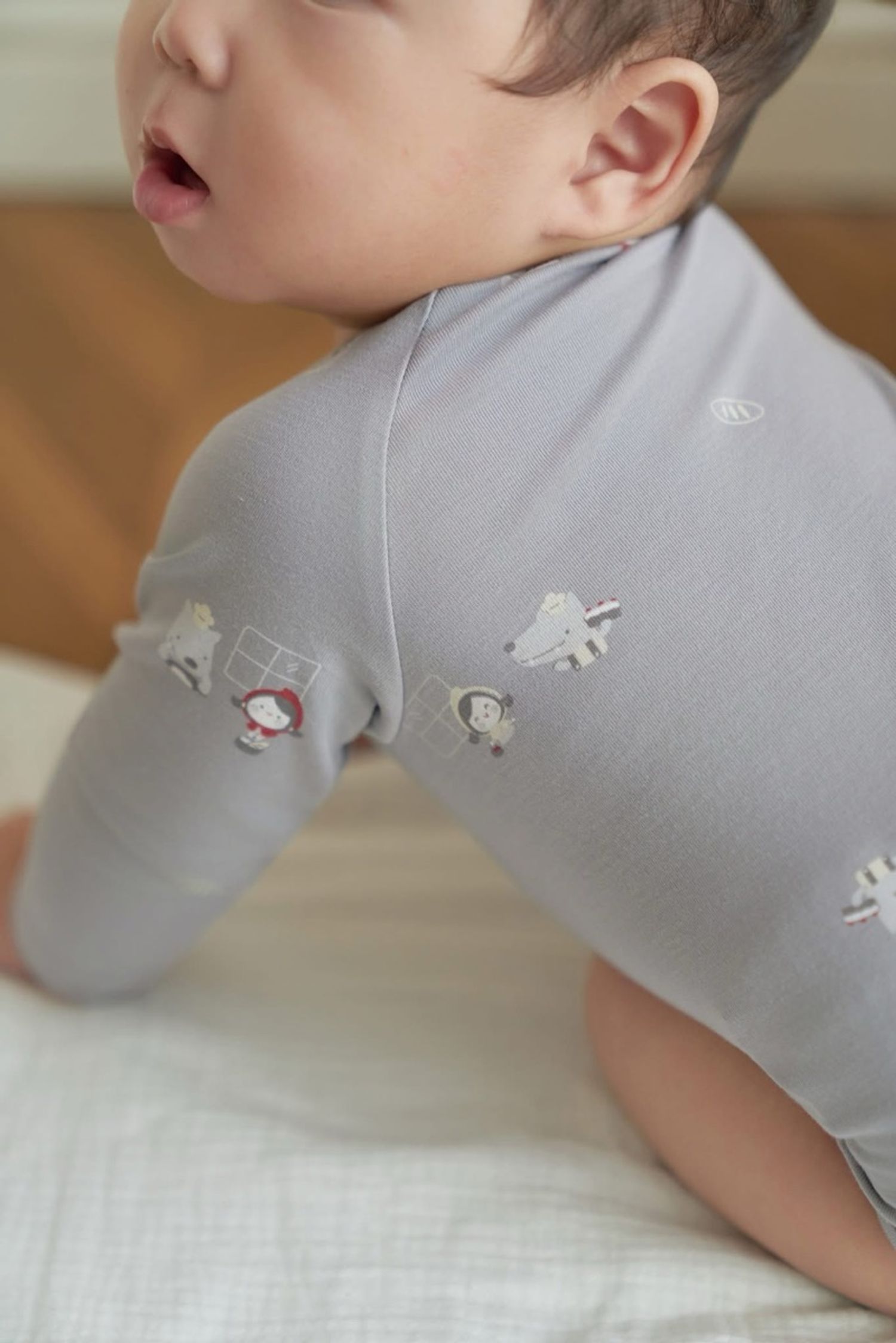 https://cdn.zochil.shop/dbe042a5-1e50-4190-b5f0-13eee292699e_t1500.jpg