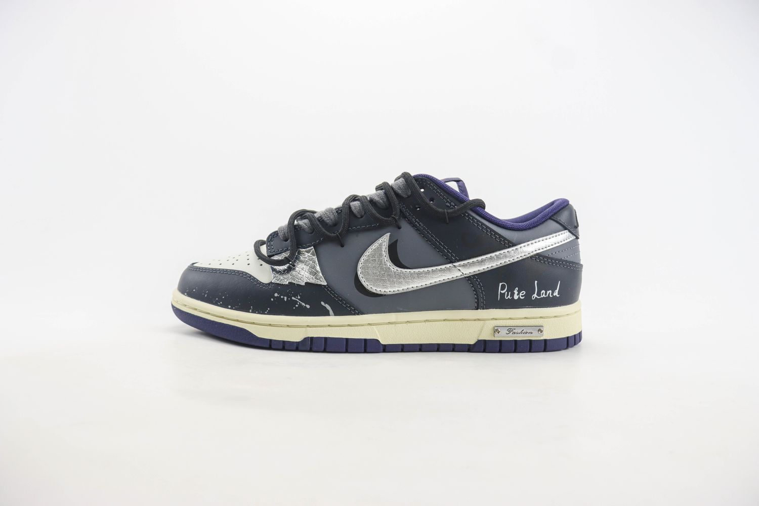 Nk SB Dunk Low 127