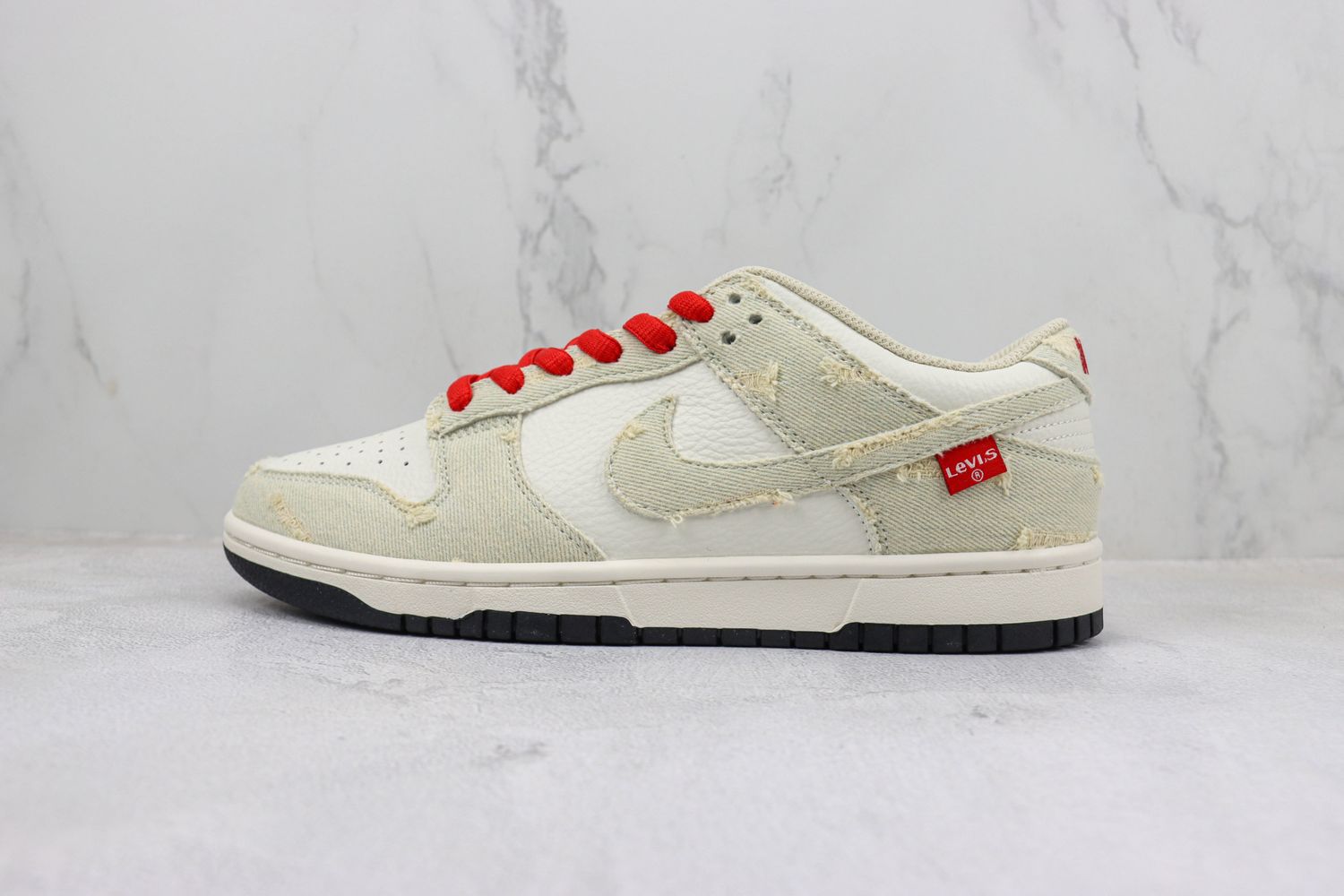  NK Dunk Low Retro x Levi's 03
