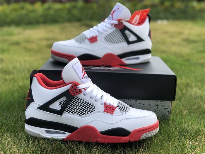 Jordan 4 Retro Fire Red (2020)
