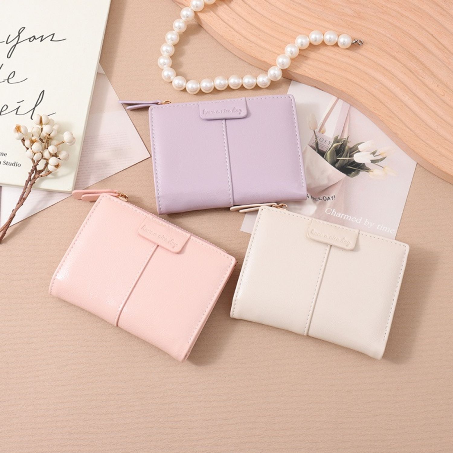 Trendy Cream Glossy Bifold Women's Purse