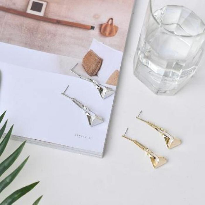 Simple Nordic Style Waterdrop Pearl Dangle Earrings