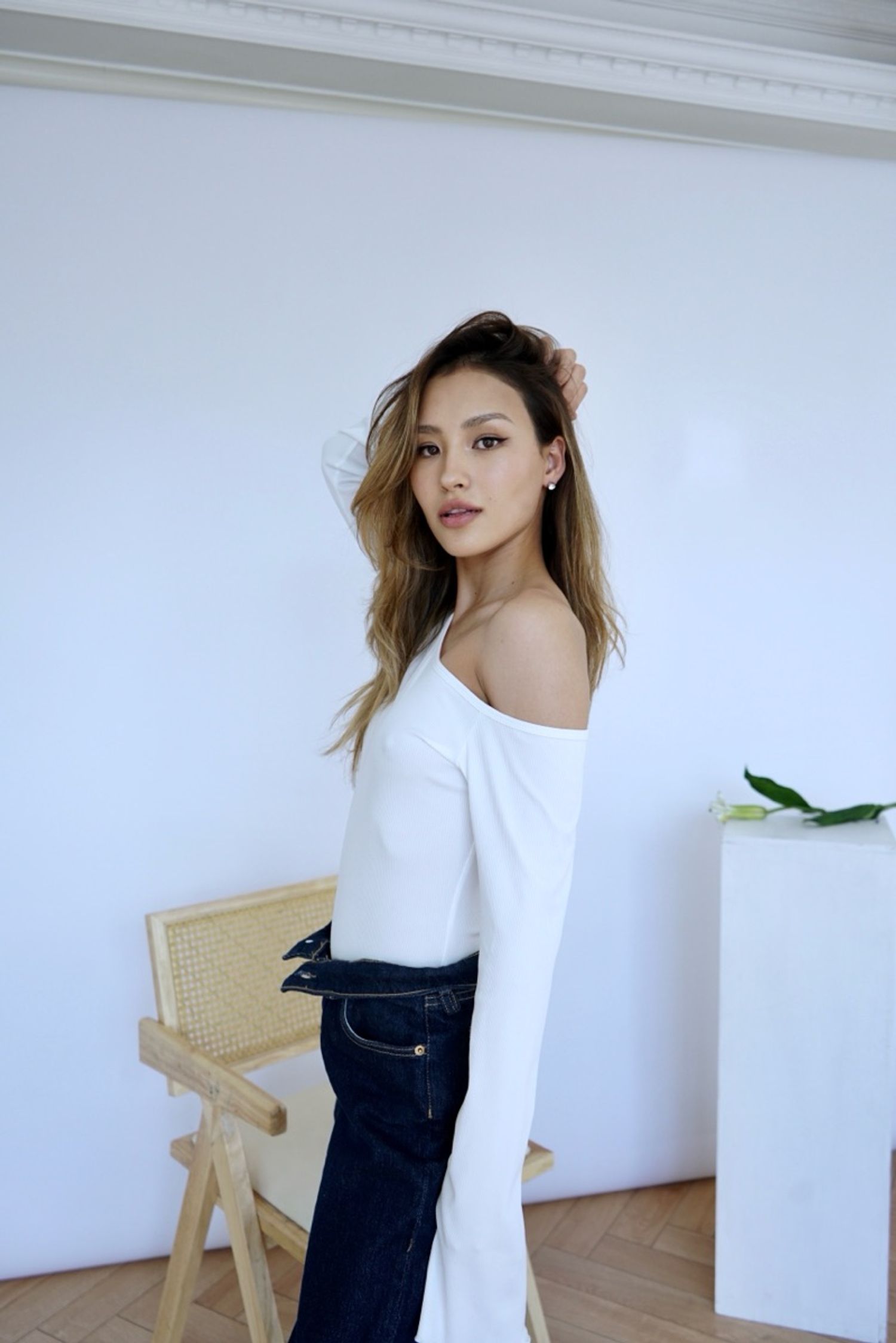 https://cdn.zochil.shop/dc8b39c0-1456-4071-a973-10590aea22e1_t1500.jpg