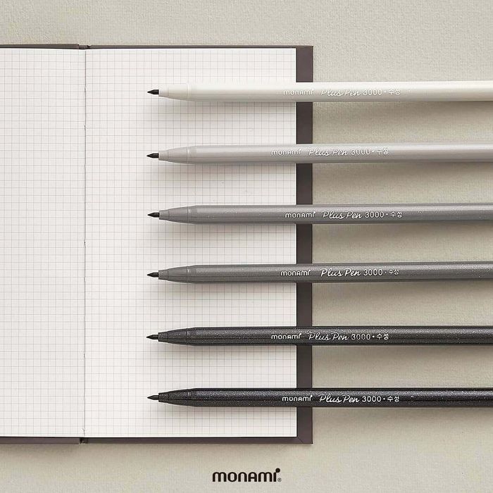 Монами плас 3000 хар зургийн багц