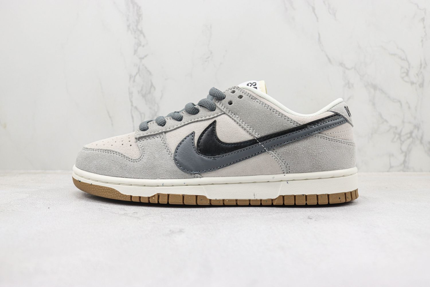 Nike SB Dunk Low 85 Light Grey Black Gum 