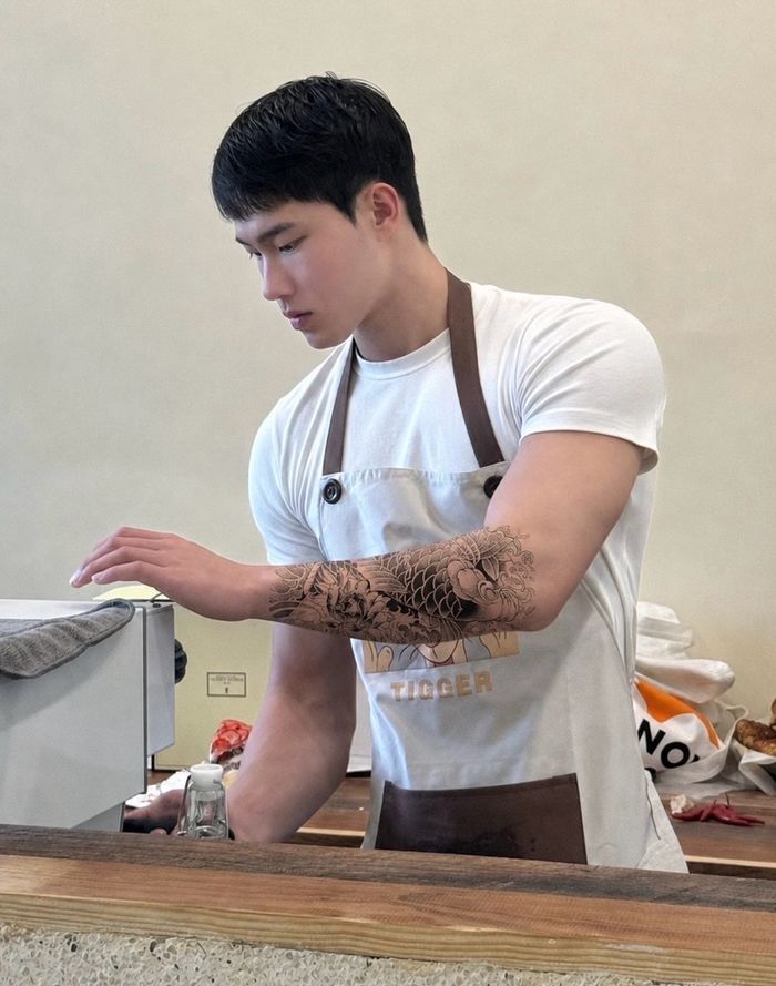 Koi Fish Усан шивээс