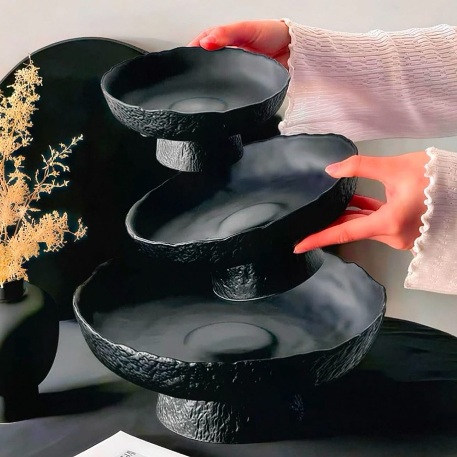 3 хос таваг /хар/ 