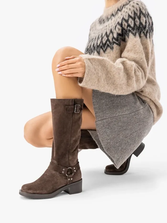 BOOTS