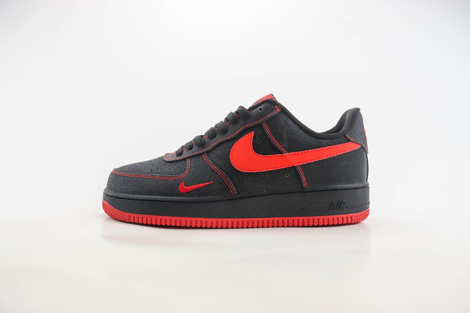 Nike Air Force 1 ’07 Black Red Swan Starry Sky