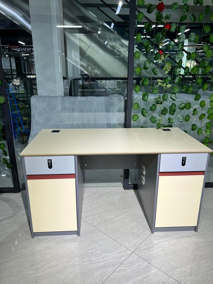 Оффис ширээ / Код: Е-81 /