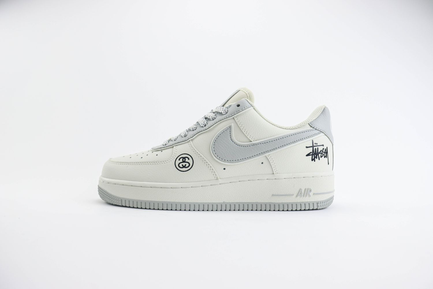 Nike Air Force 1 Low x Stussy 42