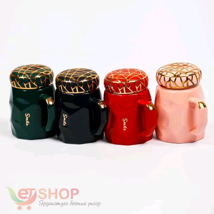 Сэнжтэй шаазан аяга