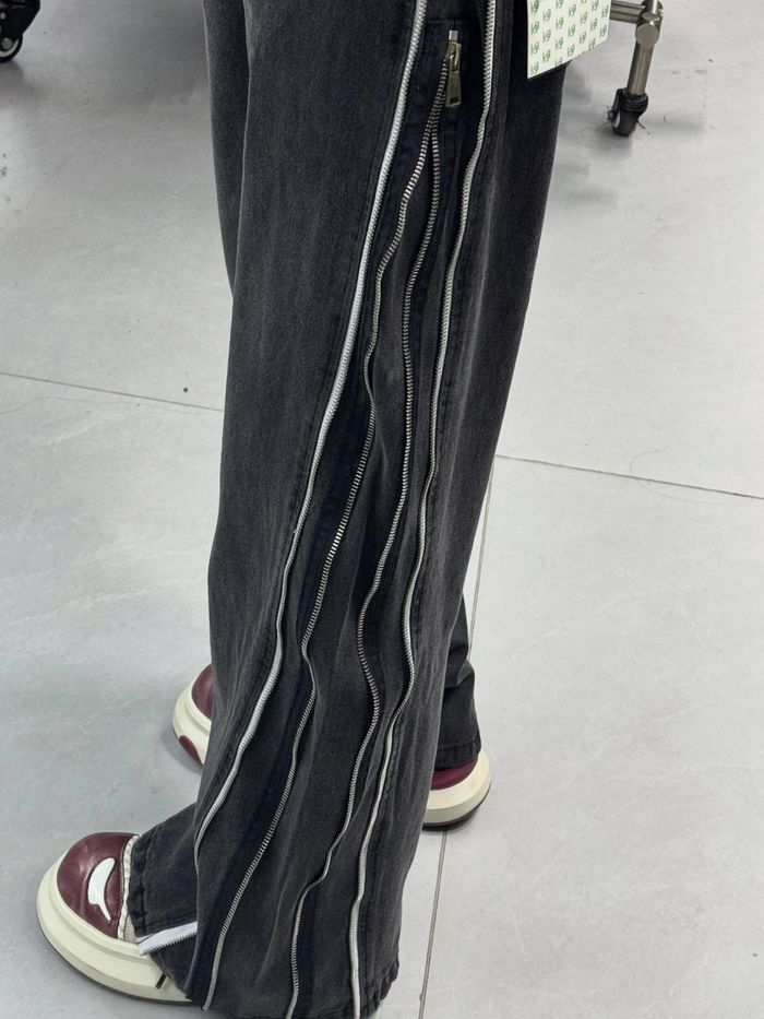 Цахилгаантай жинс 