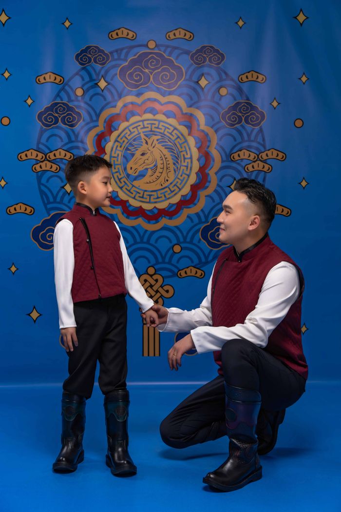Оруулгатай хүүгийн хантааз