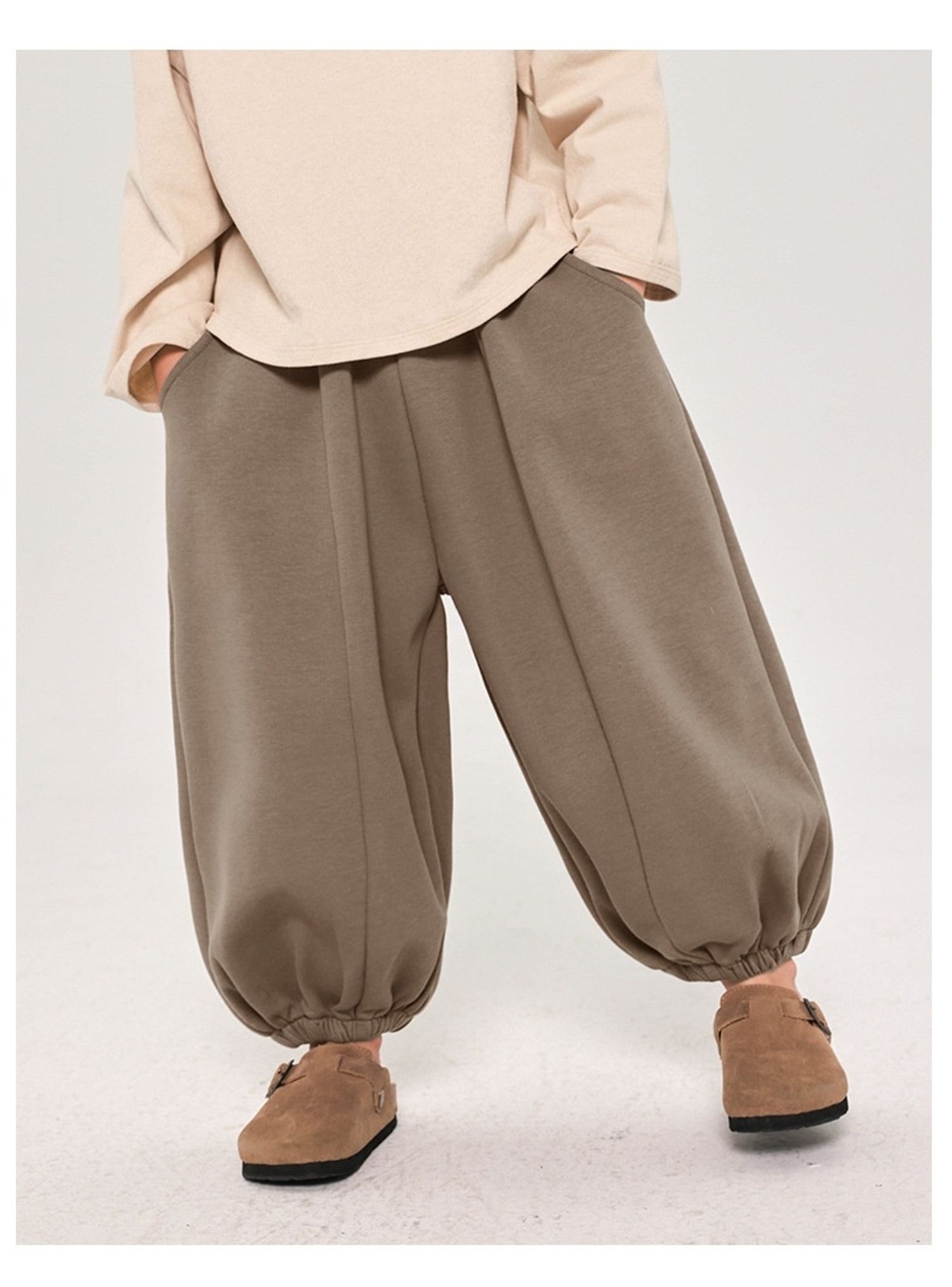 Даавуун чөлөөт загварйн өмд-Бор