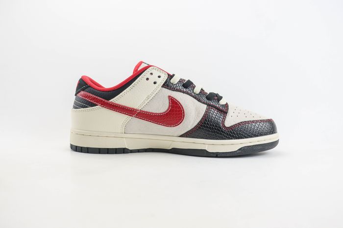 Nike SB Dunk Low x supreme 20