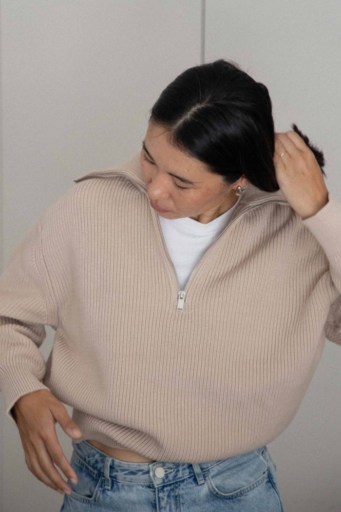 ZIP NECK-Beige