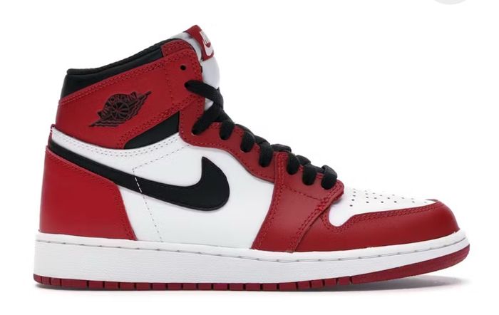 Air Jordan 1 Retro High Chicago