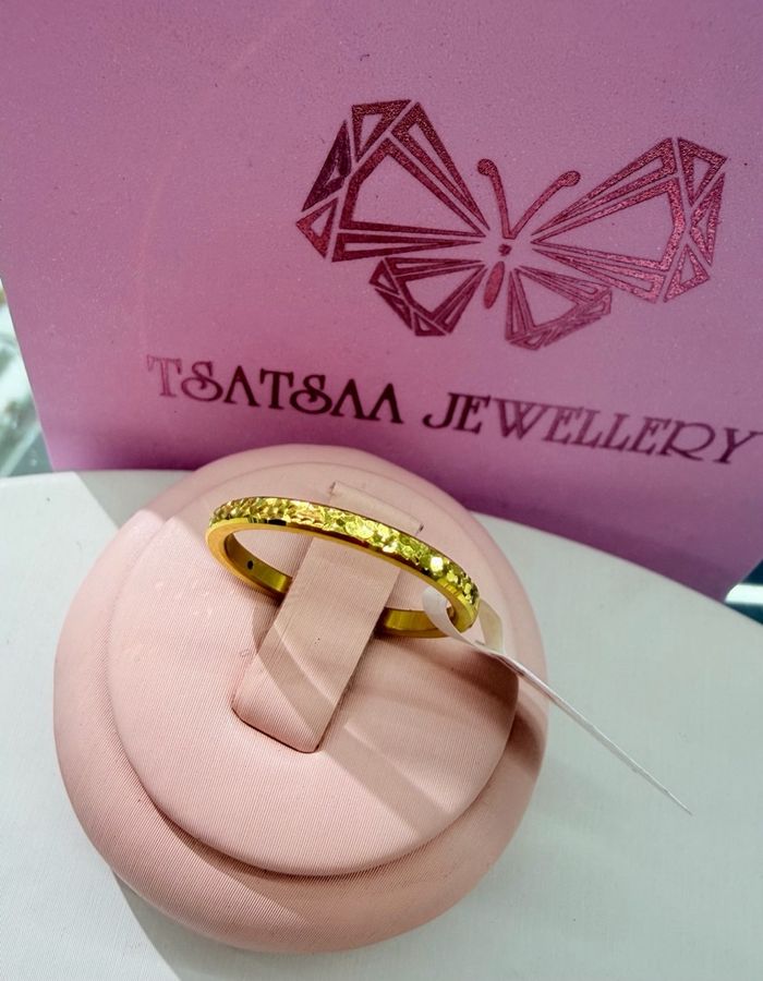 999 алтан бөгж