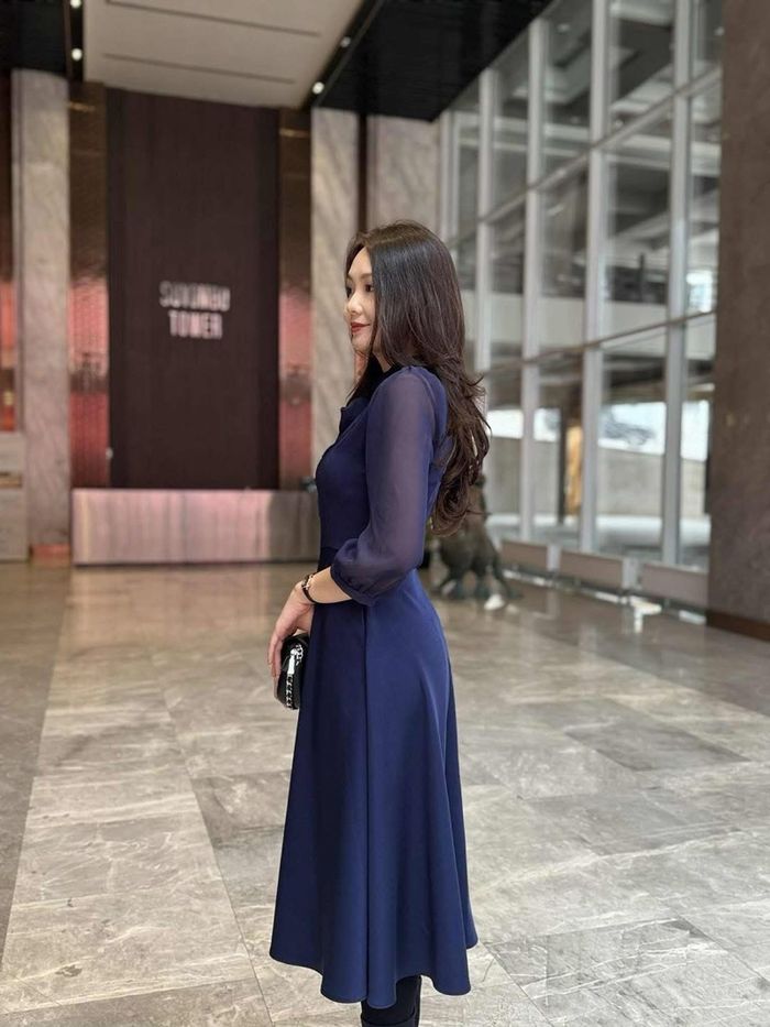 Классик дэгжин хөр хөх даашинз