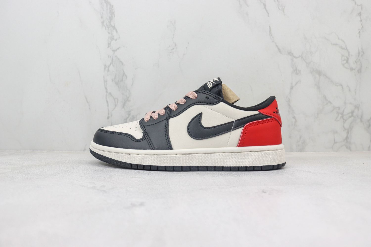 Air Jordan 1 Retro Low OG Howard University