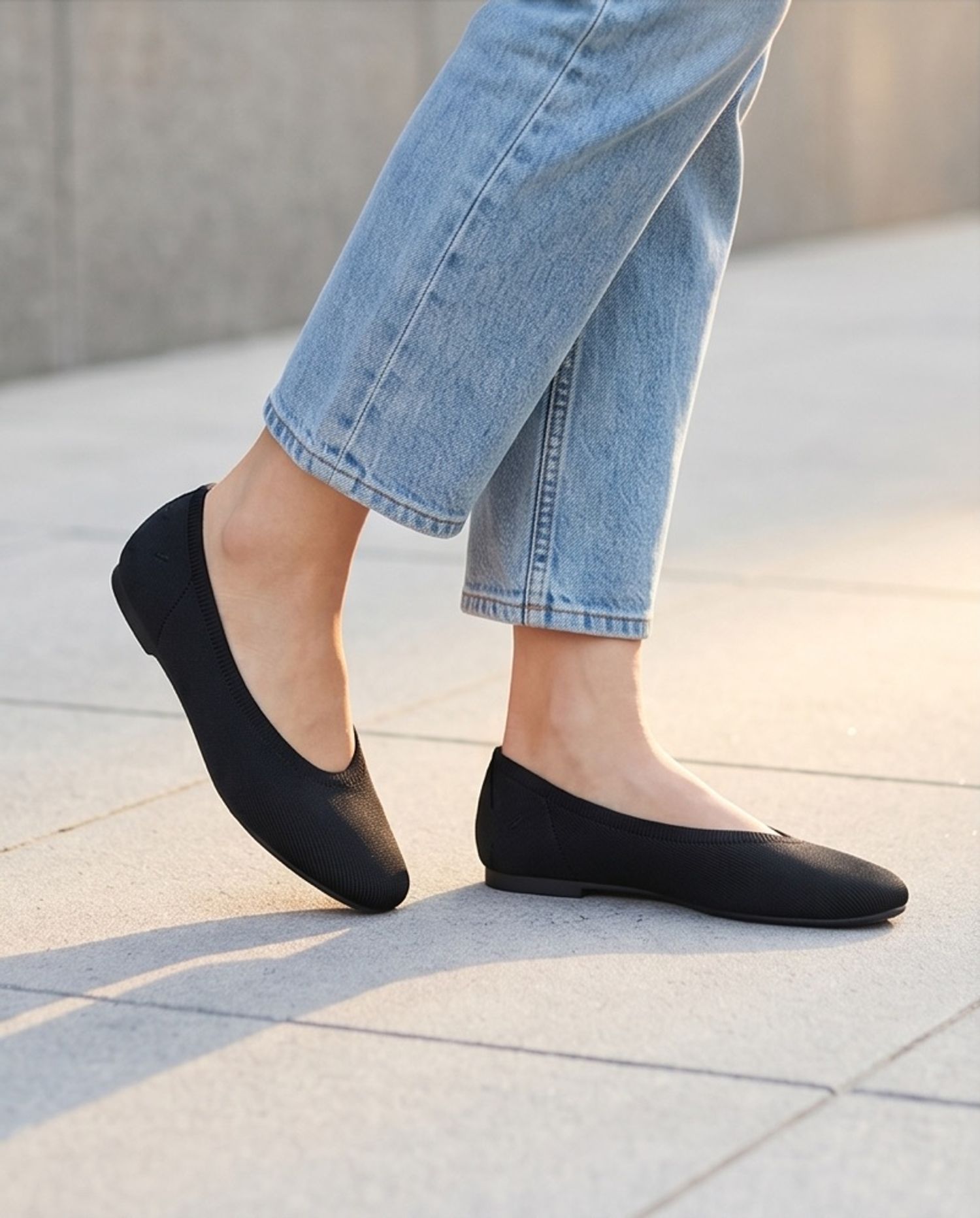 Vivaia black