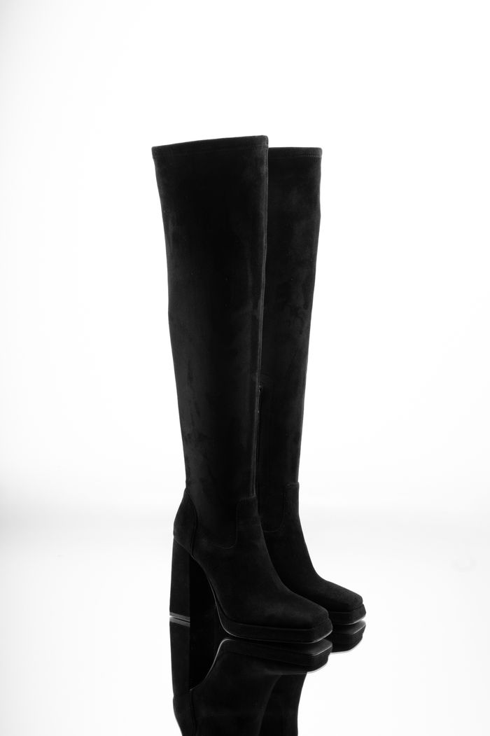 Урт түрийтэй 