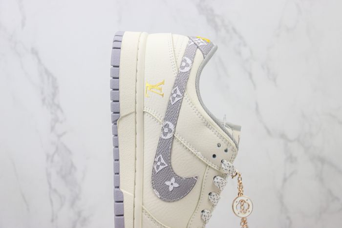 Nk SB Dunk Low x LV 97