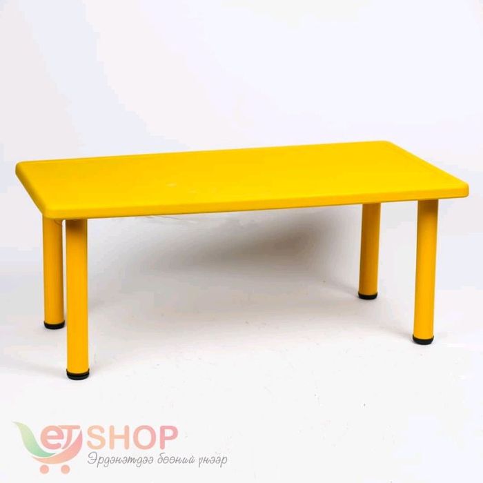 Цэцэрлэгийн ширээ