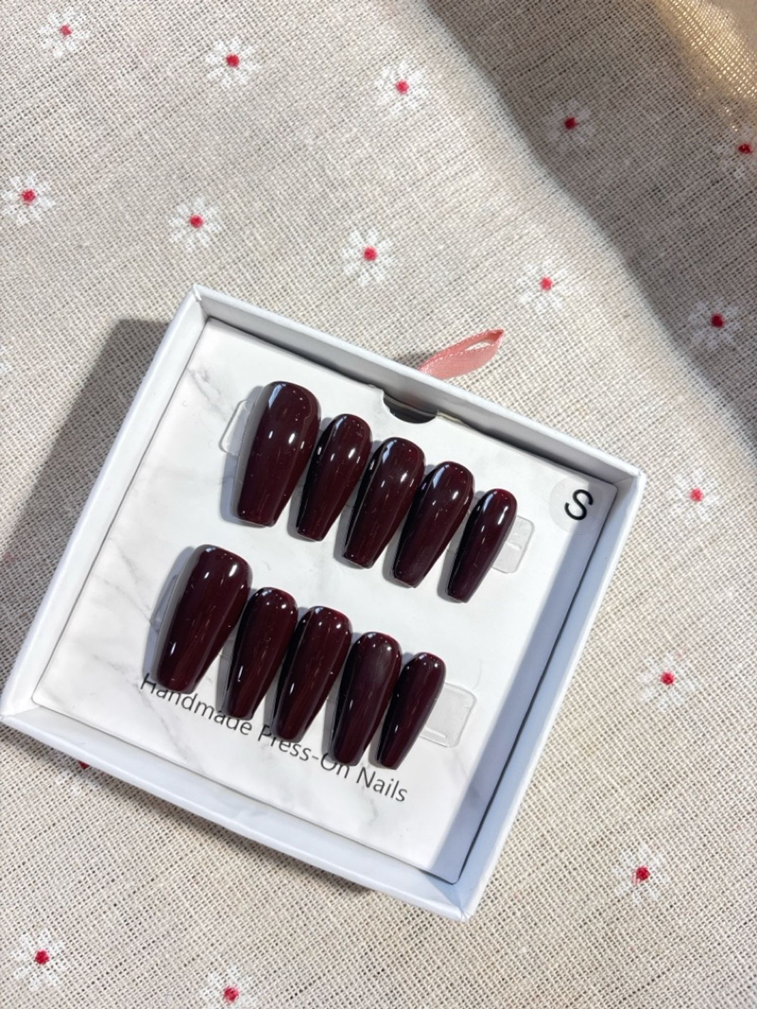 Наадаг хумс