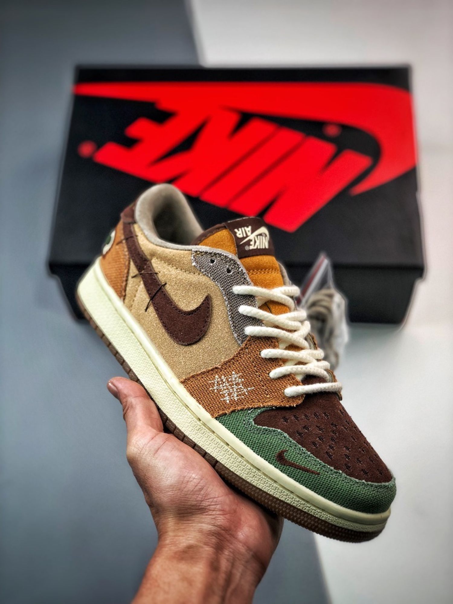 Zion Williamson x Air Jordan 1 Low “Voodoo”🍂