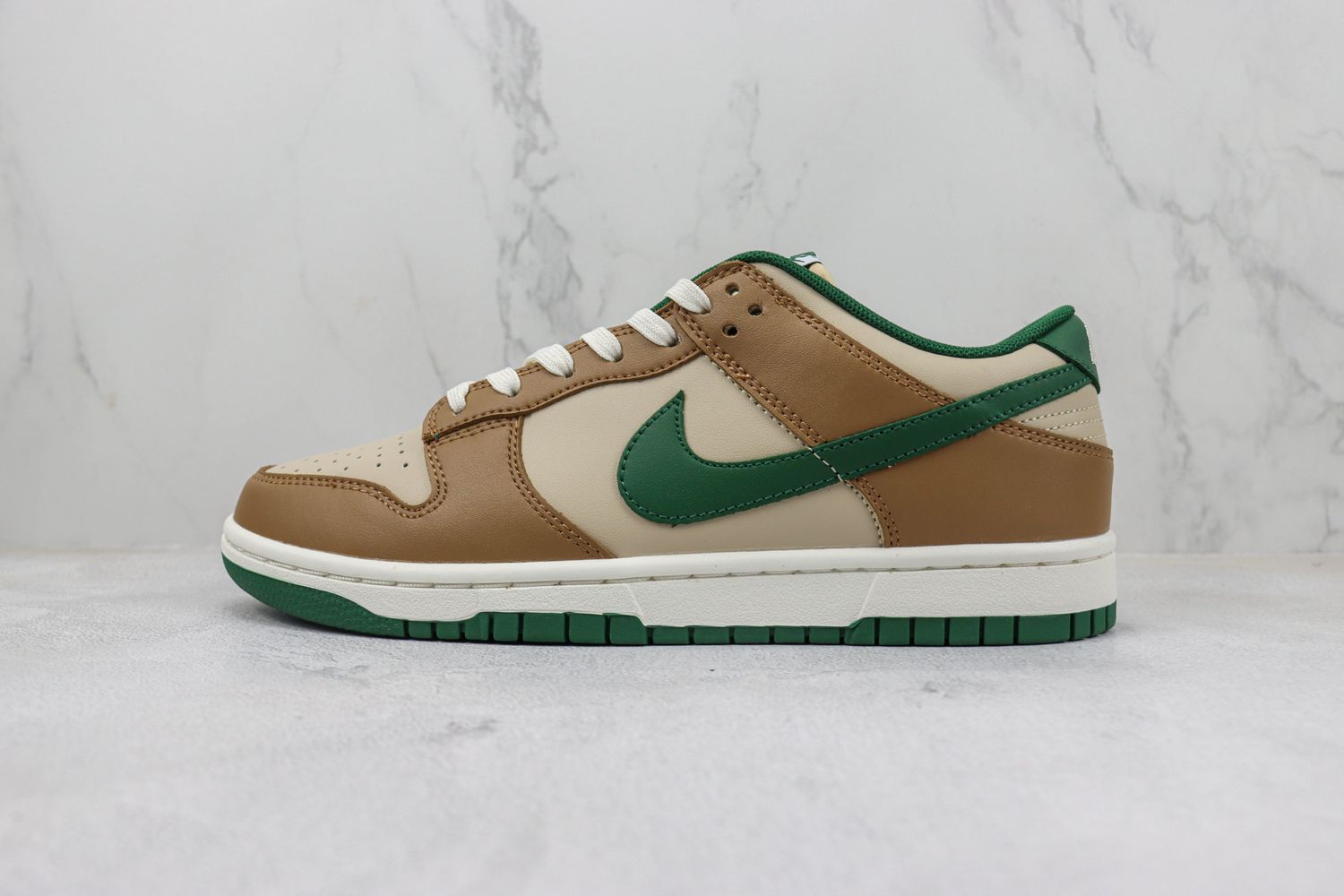 Nike Dunk Low Rattan Canyon Green 2022 
